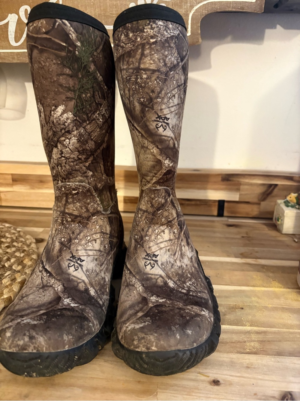 Magellan Outdoors Youth 5 Camo Knee High Pull On Hunting Boots YFWMFFS3057